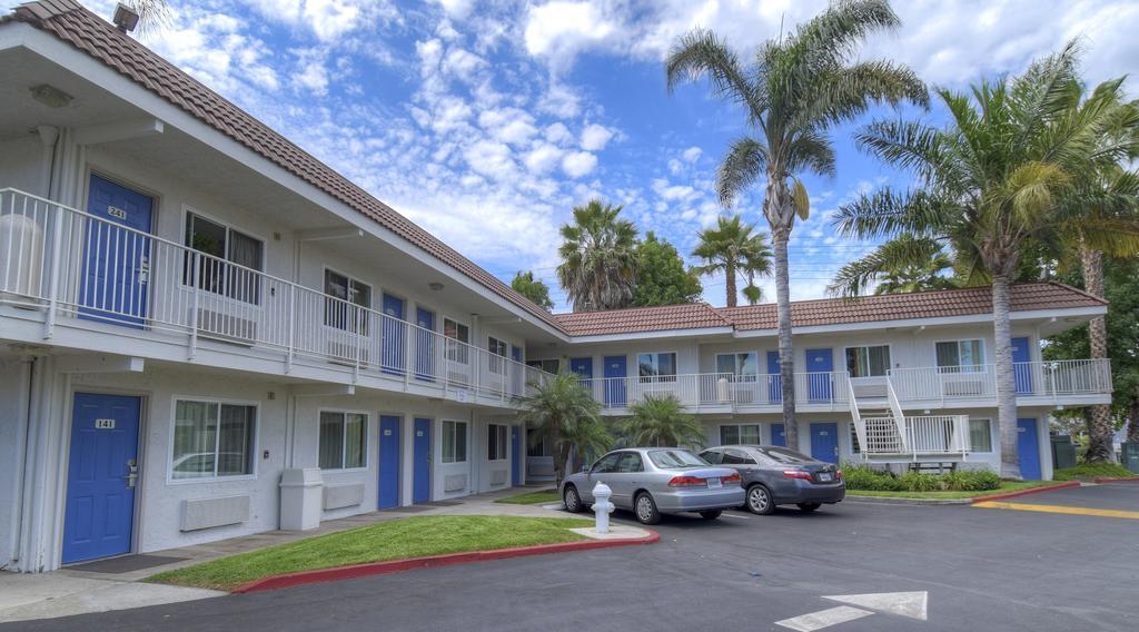 Motel 6-Costa Mesa, Ca Екстер'єр фото