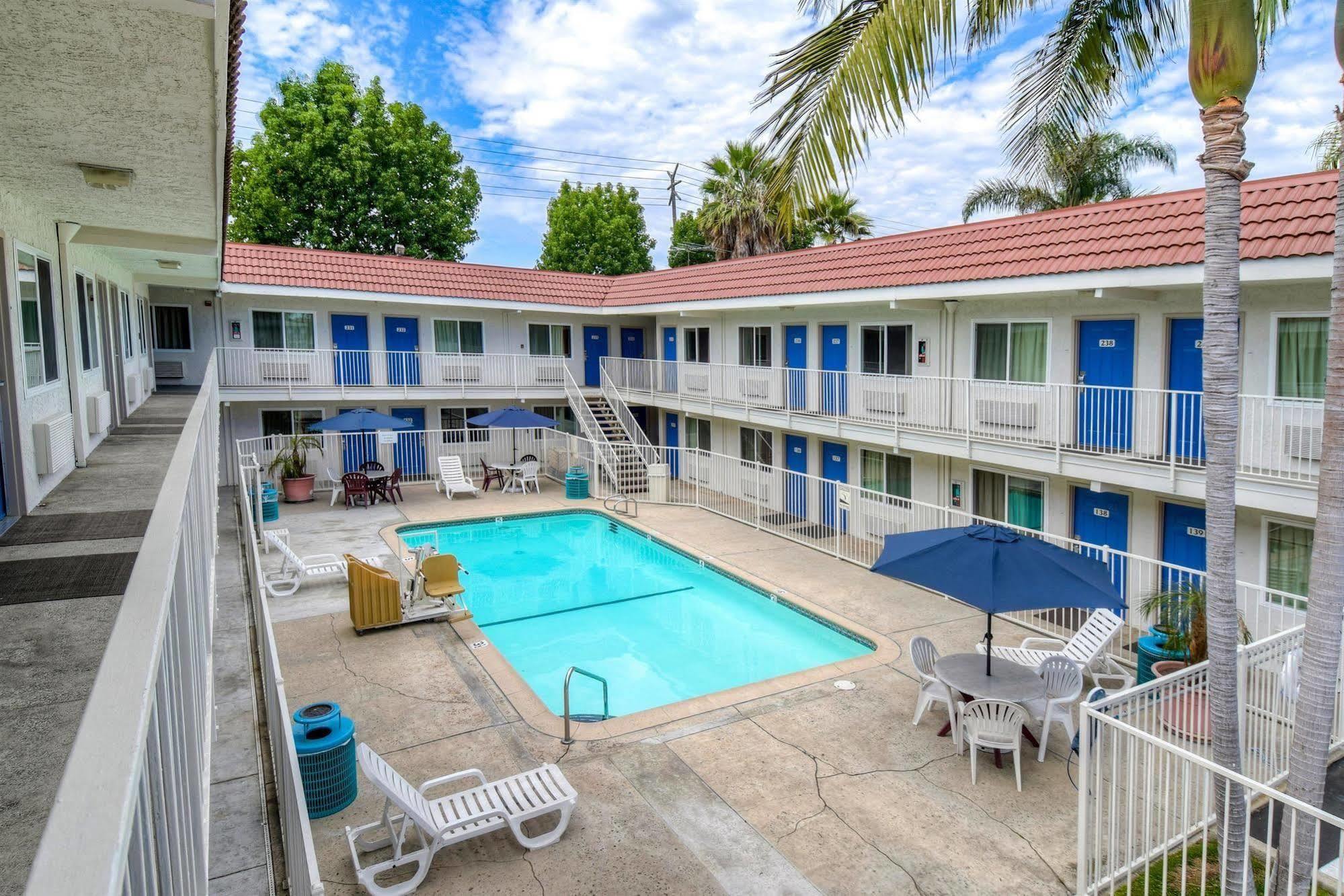 Motel 6-Costa Mesa, Ca Екстер'єр фото