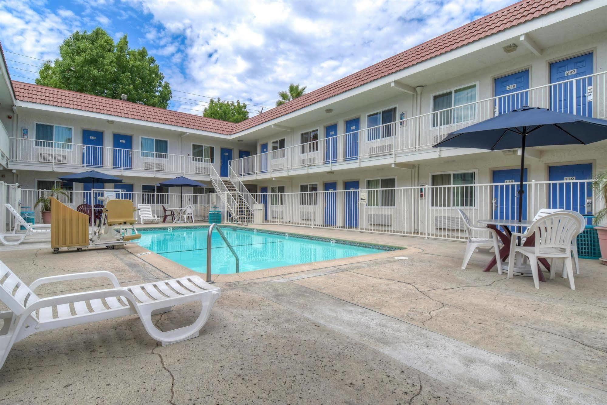 Motel 6-Costa Mesa, Ca Екстер'єр фото